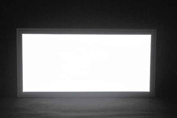 1. แผงไฟ LED ขนาด 600x300 - สีขาวบริสุทธิ์