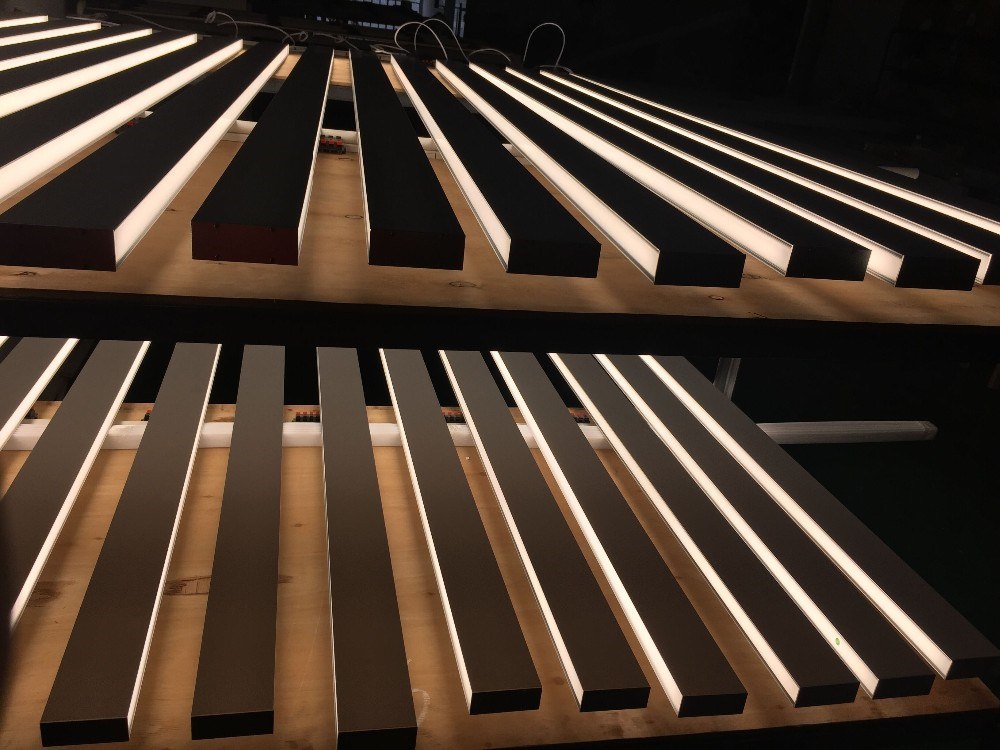 6. 1200mm waterproof led linear light