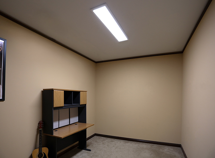 8. 300x1200 recessed ugr16 led panel