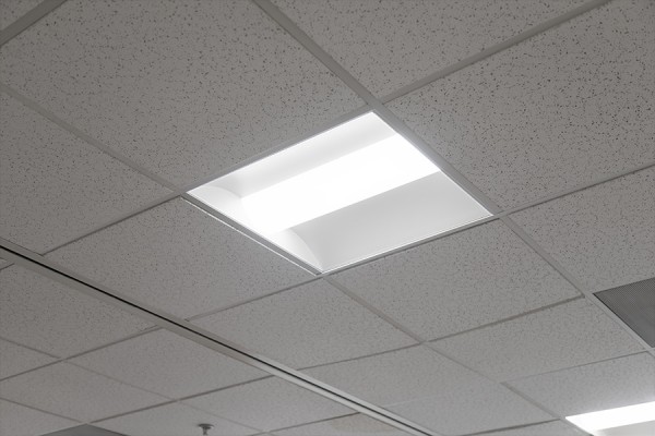 LED troffer haske